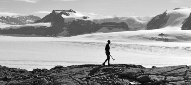 Antarctic expedition to estimate thinning ice sheets Antarctic expedition to estimate thinning ice sheets